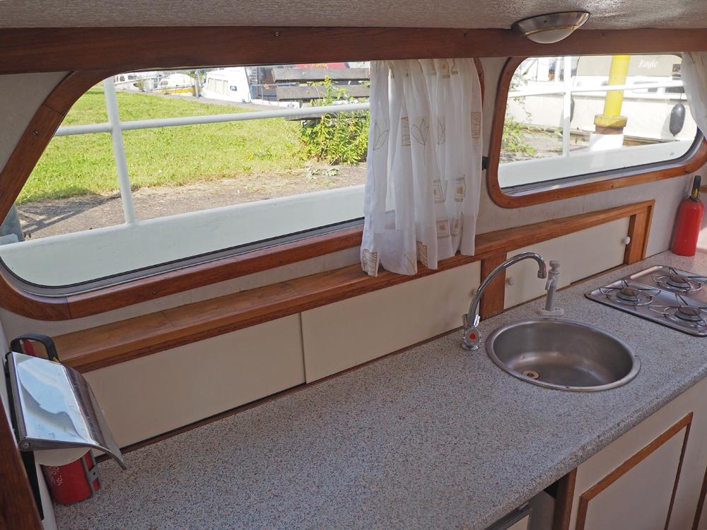 Vorschiff, Innenausstattung